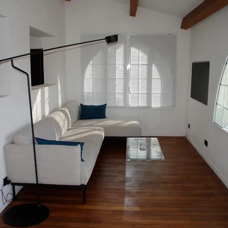 Casa 1 Km Ile Rousse ヴィラ
