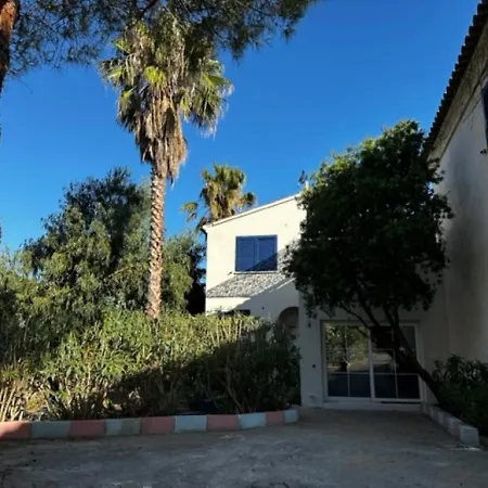 Casa 1 Km Ile Rousse ヴィラ
